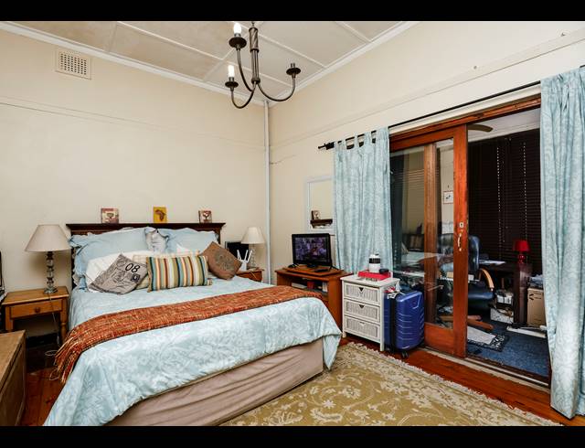 3 BEDROOM FREEHOLD FOR SALE IN GLENWOOD